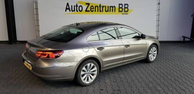 Second-hand VW CC 170 CP (125 kW) 2012 Gri Berlinǎ