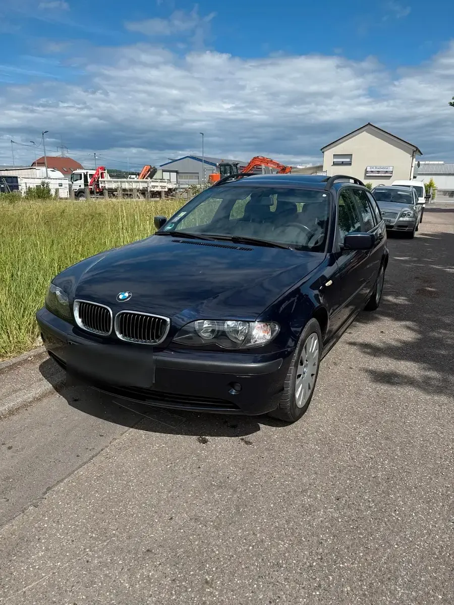 Gebraucht BMW 320 150 PS (110 kW) 2003 Blau Kombi
