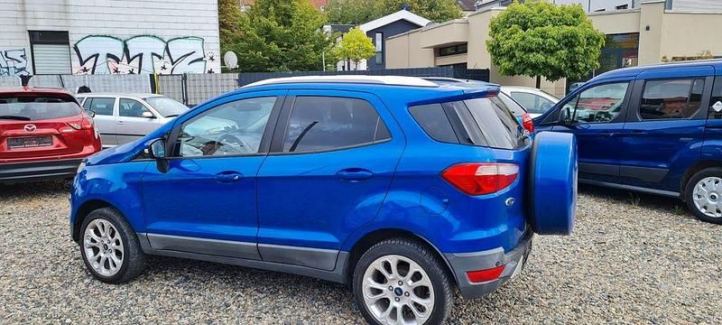 Blau Gebraucht 2015 Ford Ecosport Titanium SUV | 4.199 € (Superpreis) - Bild 1/4