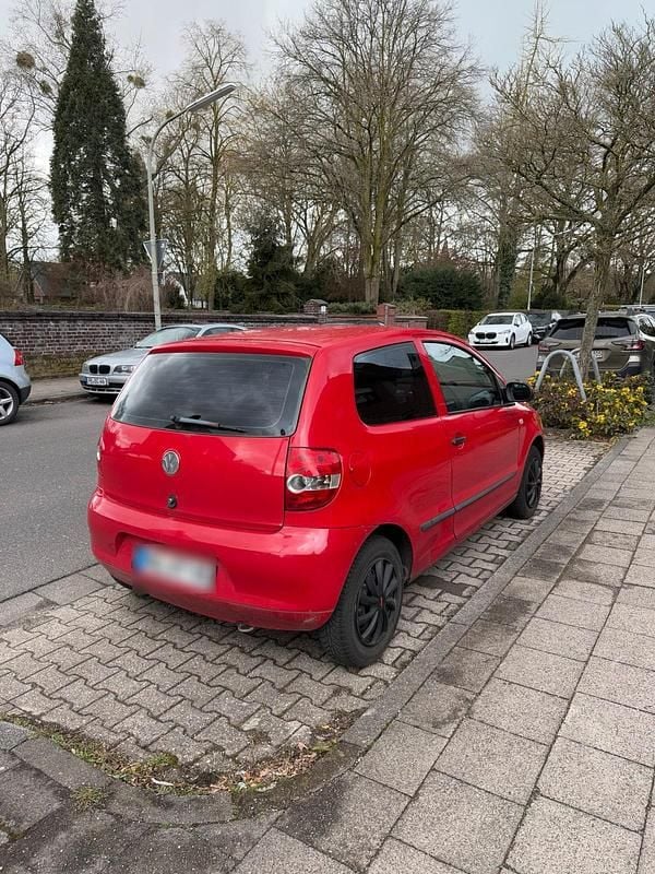 Gebraucht VW Fox 55 PS (40 kW) 2007 Rot Kleinwagen