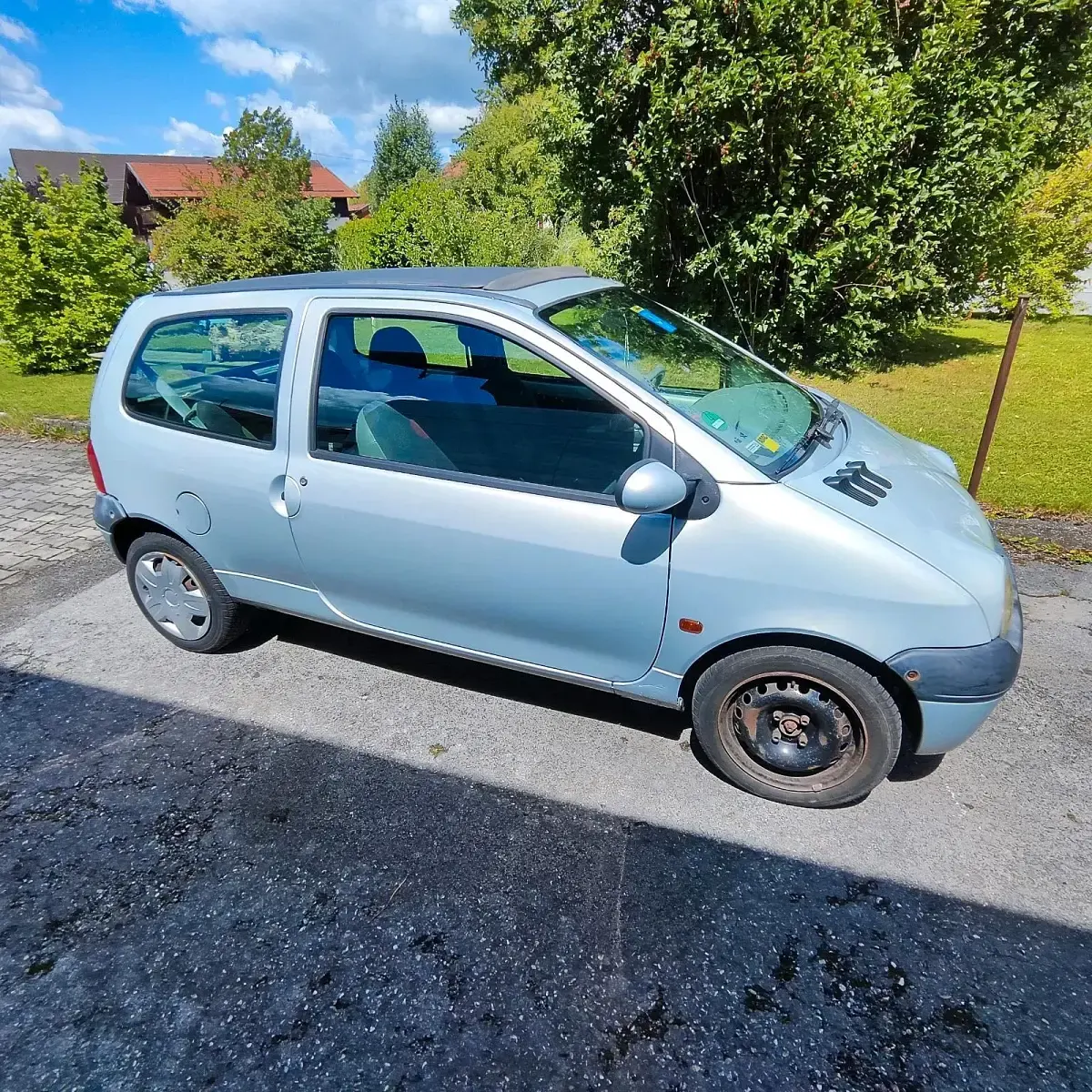 Gebraucht Renault Twingo 58 PS (42 kW) 2002 Silber Kleinwagen