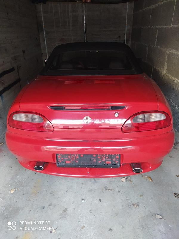 Gebraucht Rover MGF 120 PS (88 kW) 1997 Rot Cabrio