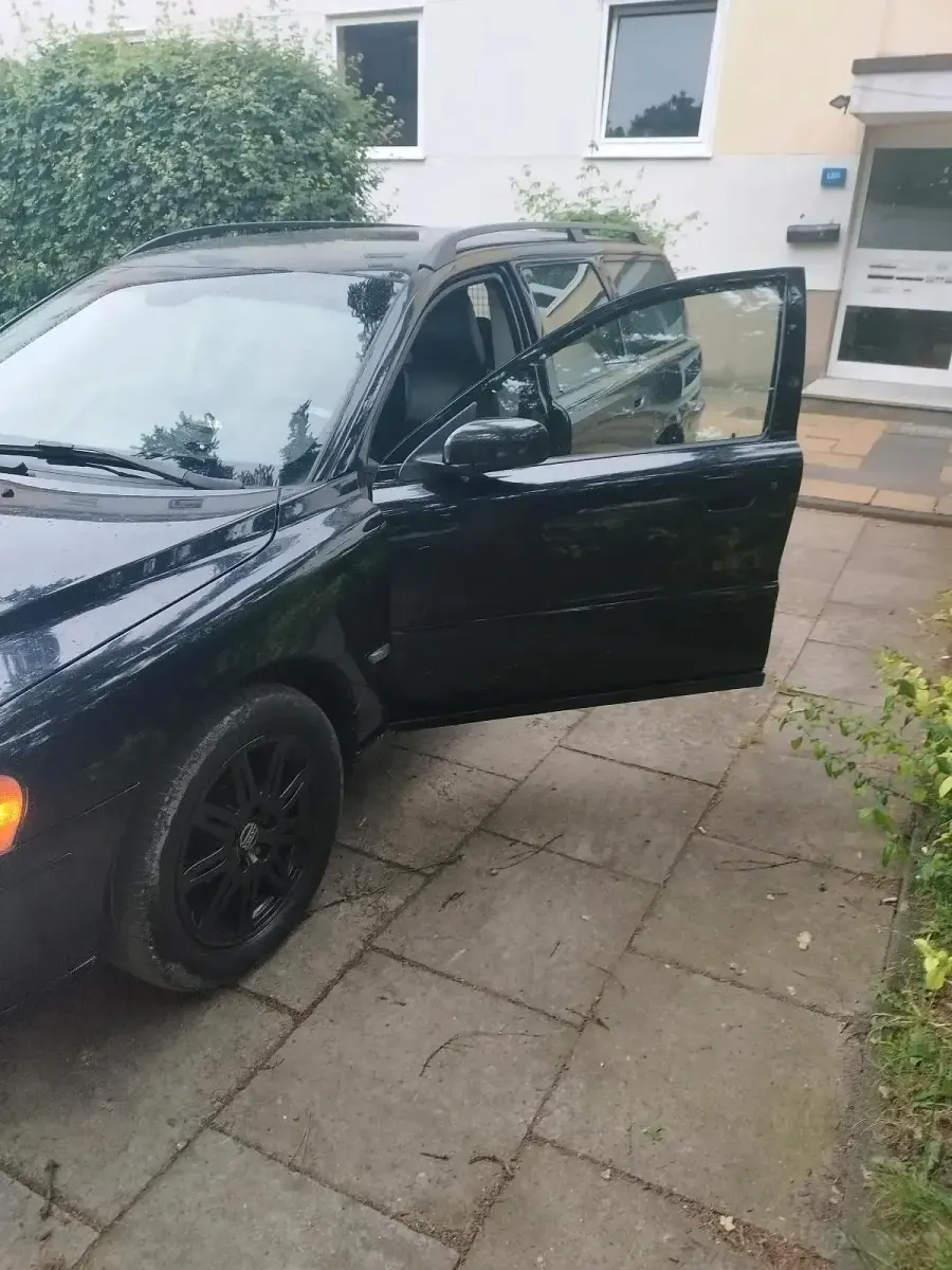 Gebraucht Volvo V70 140 PS (102 kW) 2005 Schwarz Kombi