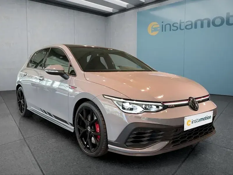 Gebraucht VW Golf VIII GTI 300 PS (220 kW) 2024 Grau Kleinwagen