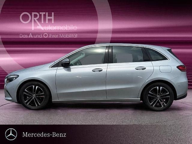 Gebraucht 2024 Mercedes B180 Van / Kleinbus | 32.450 € (Fairer Preis) - Bild 1/4