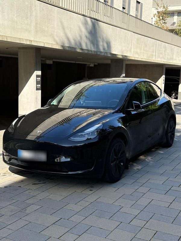 Gebraucht Tesla Model Y Standard Range 219 kW (299 PS) 2024 Schwarz SUV