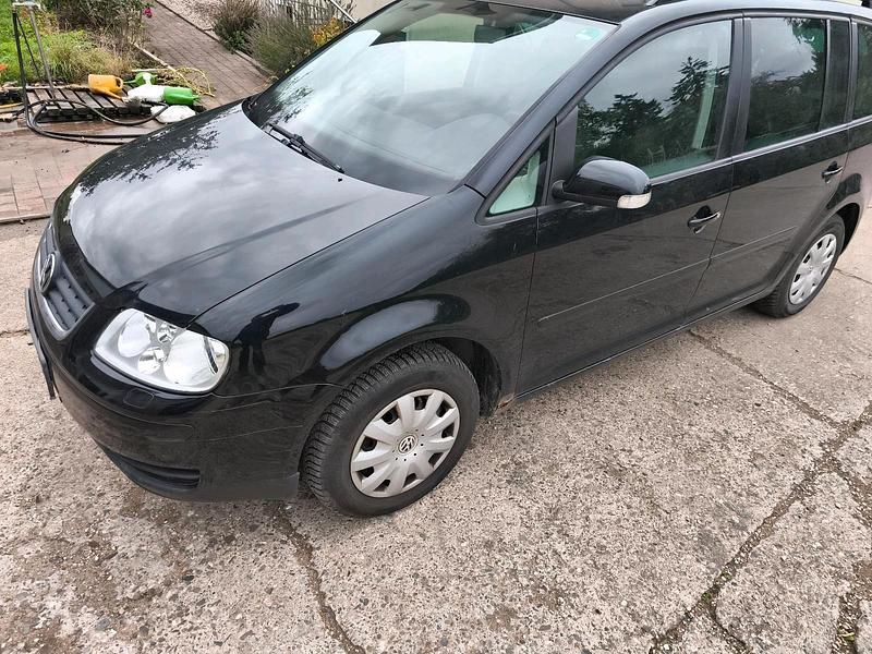 Schwarz Gebraucht 2005 VW Touran Van / Kleinbus | 1.100 € (Superpreis) - Bild 1/4