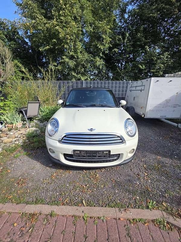 Gebraucht Mini Cooper D Cabriolet 111 PS (81 kW) 2011 Weiß Cabrio