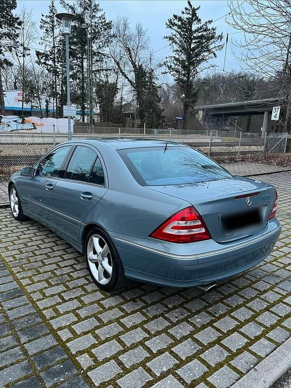 Gebraucht Mercedes C230 204 PS (150 kW) 2005 Grau Limousine