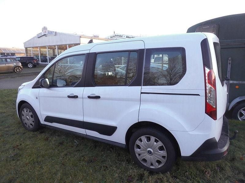 Używany Ford Transit Connect Trend 101 KM (74 kW) 2022 Biały Minivan