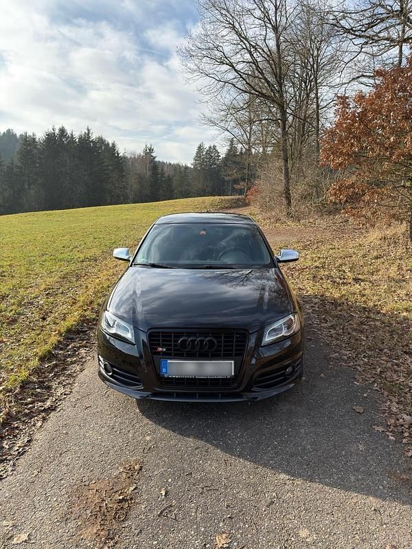Gebraucht Audi S3 Sportback Performance 370 PS (272 kW) 2010 Schwarz Kleinwagen