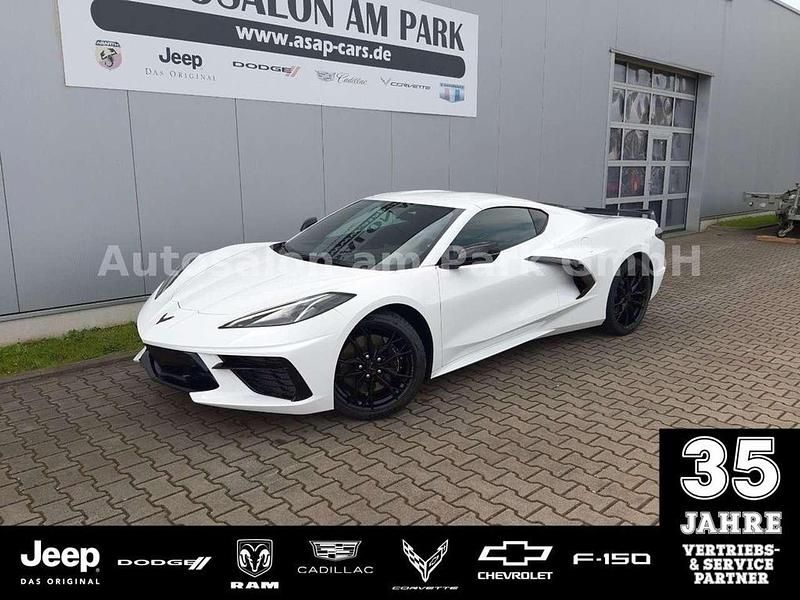 Arctic white Neu 2024 Corvette C8 Coupé | 99.890 € - Bild 1/4