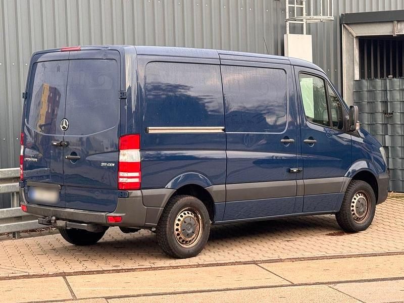 Gebraucht Mercedes Sprinter 114 PS (83 kW) 2017 Stahlblau Van