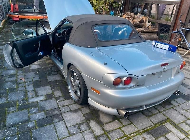 Gebraucht Mazda MX5 110 PS (80 kW) 2000 Silber Cabrio