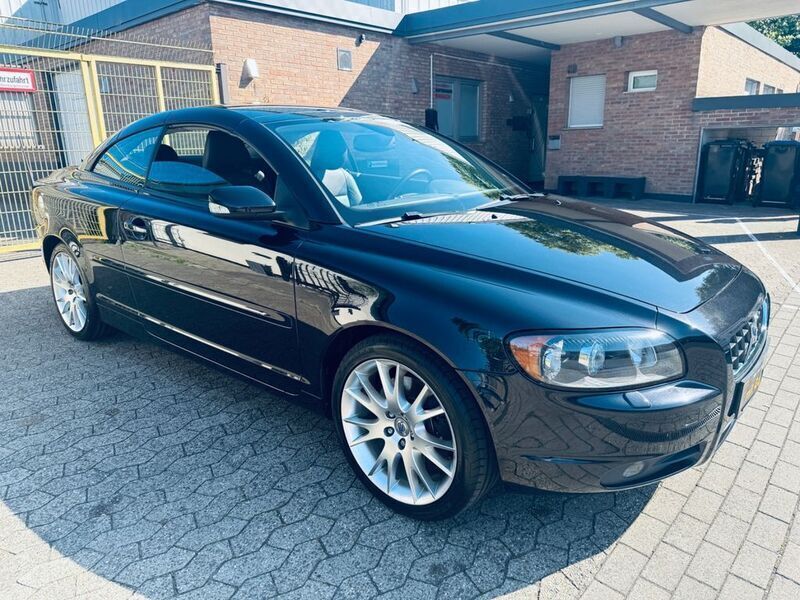 Schwarz Gebraucht 2006 Volvo C70 Summum Cabrio | 21.890 € (Teuer) - Bild 1/4