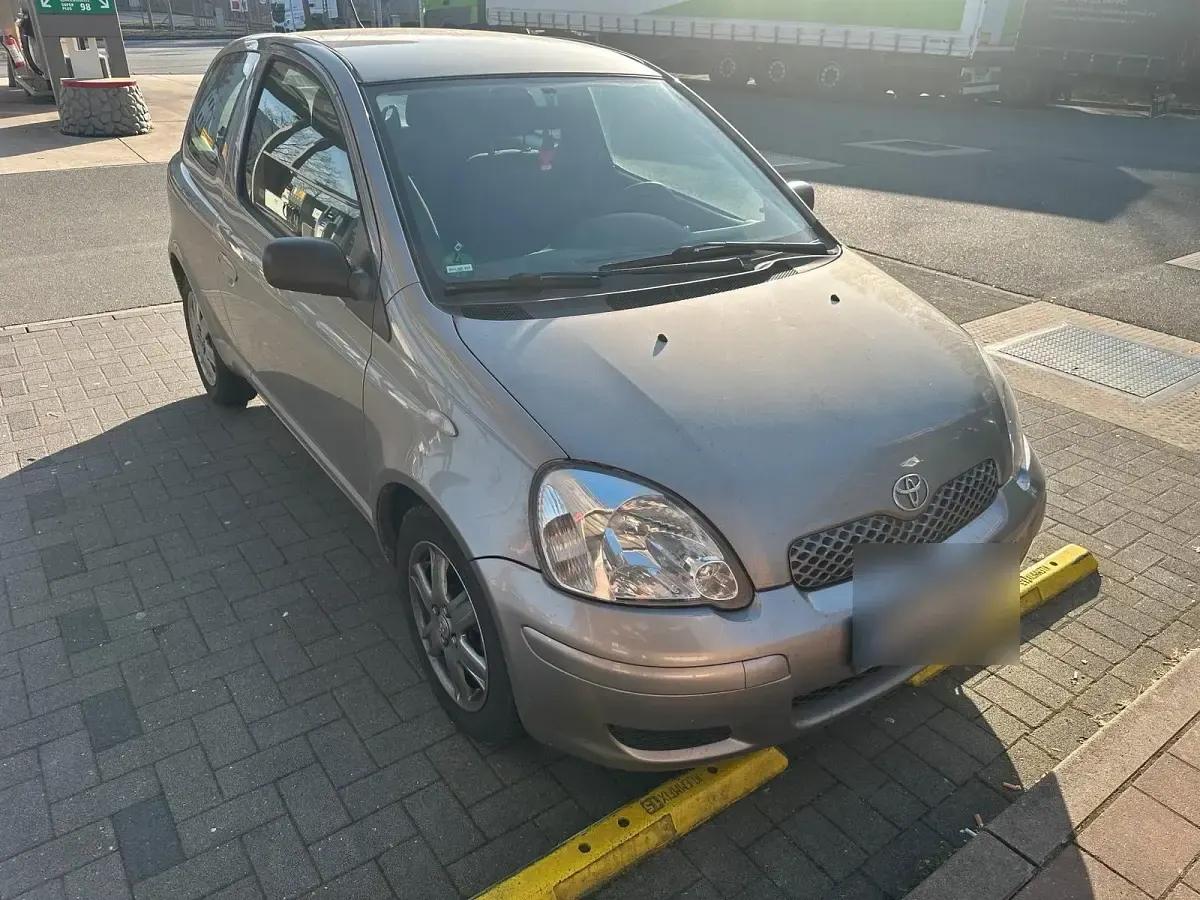 Gebraucht Toyota Yaris 65 PS (47 kW) 2005 Andere farben Kleinwagen