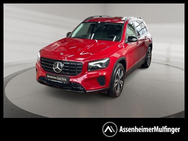 Gebraucht Mercedes GLB180 Progressive 136 PS (100 kW) 2024 Designo patagonienrot metallic SUV