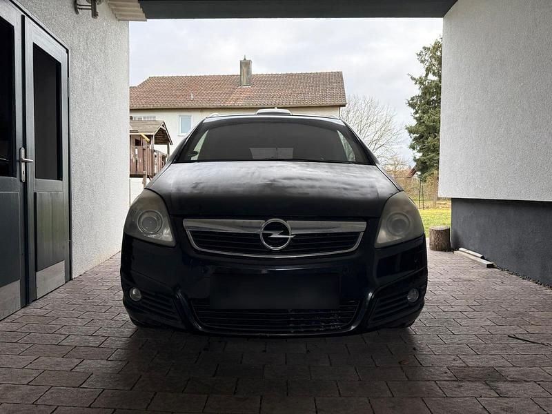 Gebraucht Opel Zafira 120 PS (88 kW) 2007 Schwarz Van / Kleinbus