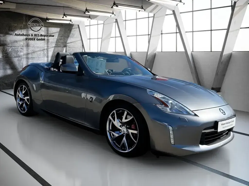 Gebraucht Nissan 370Z Pack 328 PS (241 kW) 2017 Gun metallic (m) (metallic) Cabrio