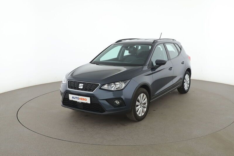 Grau Gebraucht 2020 Seat Arona Style SUV | 14.660 € (Guter Preis) - Bild 1/4