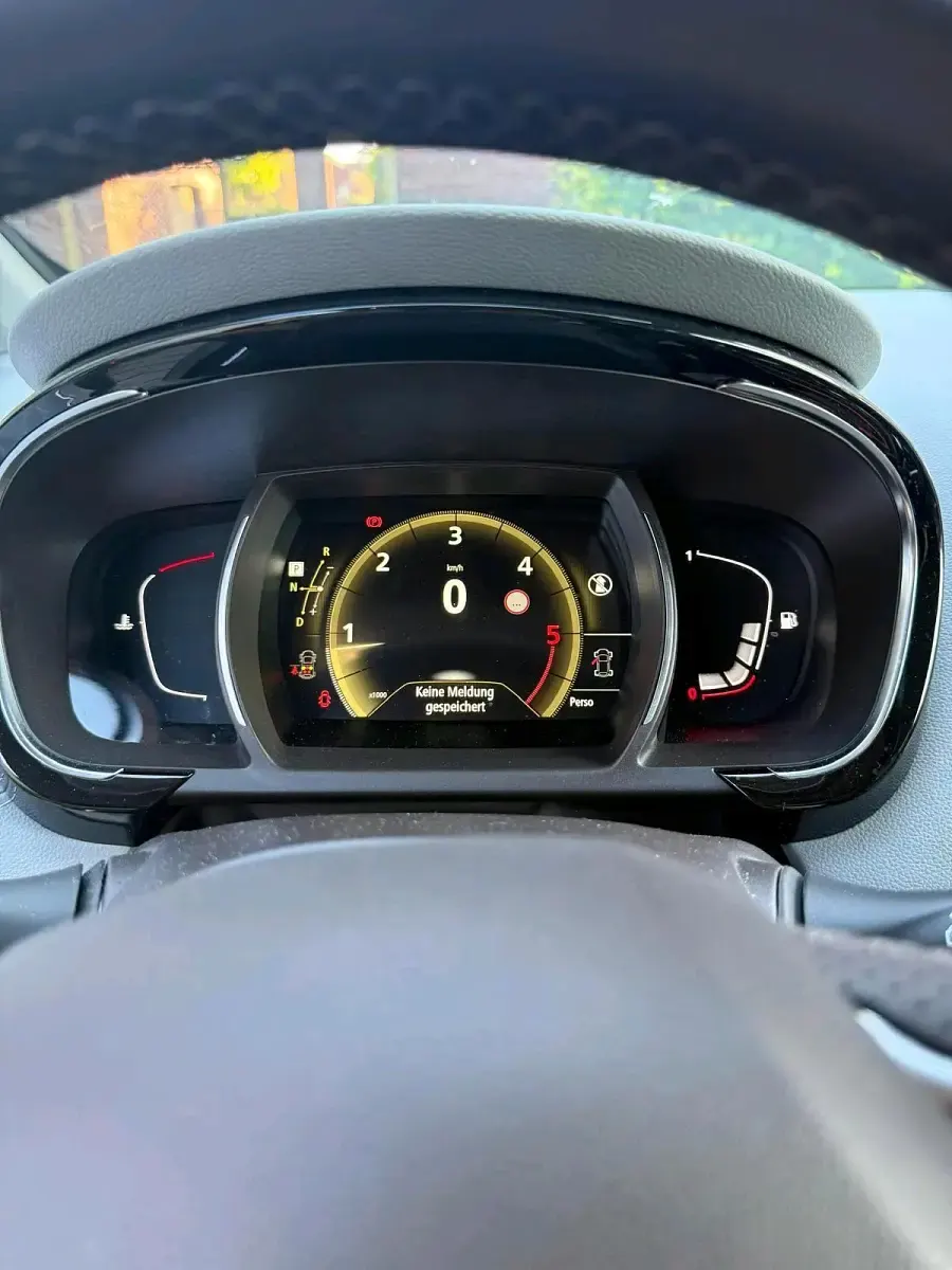 Gebraucht Renault Espace Initiale Paris 160 PS (117 kW) 2015 Schwarz Van / Kleinbus