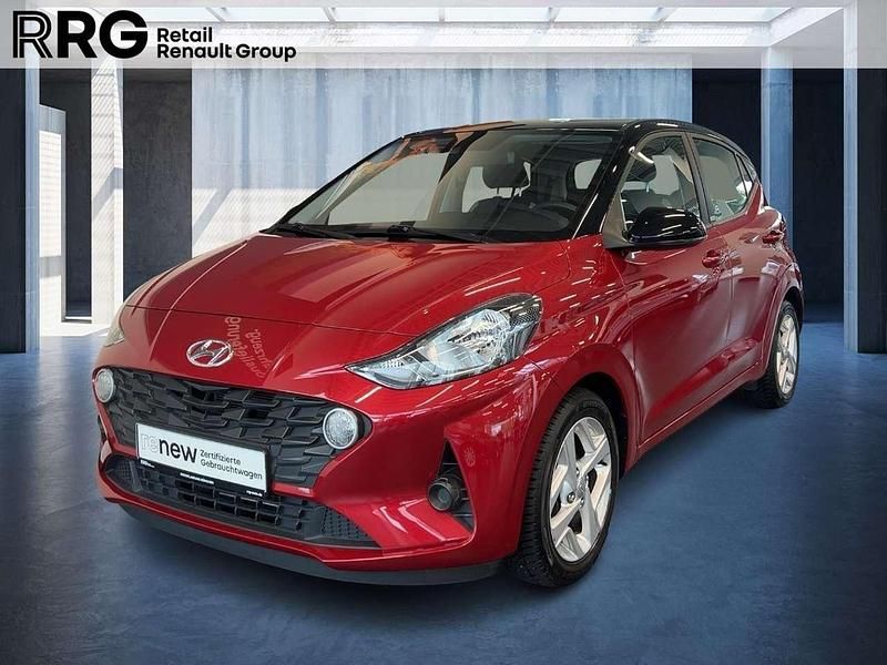 Rot/schwarz Gebraucht 2021 Hyundai i10 Trend Kleinwagen | 11.990 € (Fairer Preis) - Bild 1/3