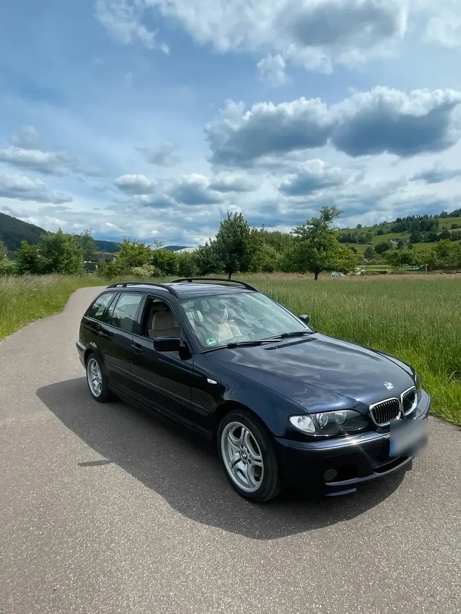 Gebraucht BMW 330 M Sport 184 PS (135 kW) 2003 Blau Kombi
