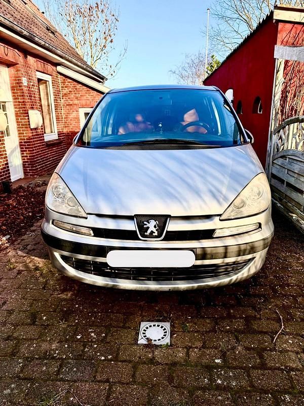 Silber Gebraucht 2005 Peugeot 807 Van / Kleinbus | 2.999 € (Fairer Preis) - Bild 1/4