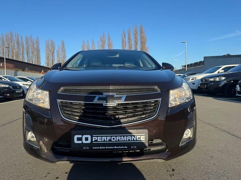 Gebraucht Chevrolet Cruze LTZ 163 PS (119 kW) 2012 Espresso braun Kombi