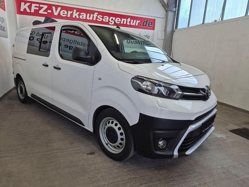 Gebraucht Toyota Proace 150 PS (110 kW) 2019 Weiß Van / Kleinbus