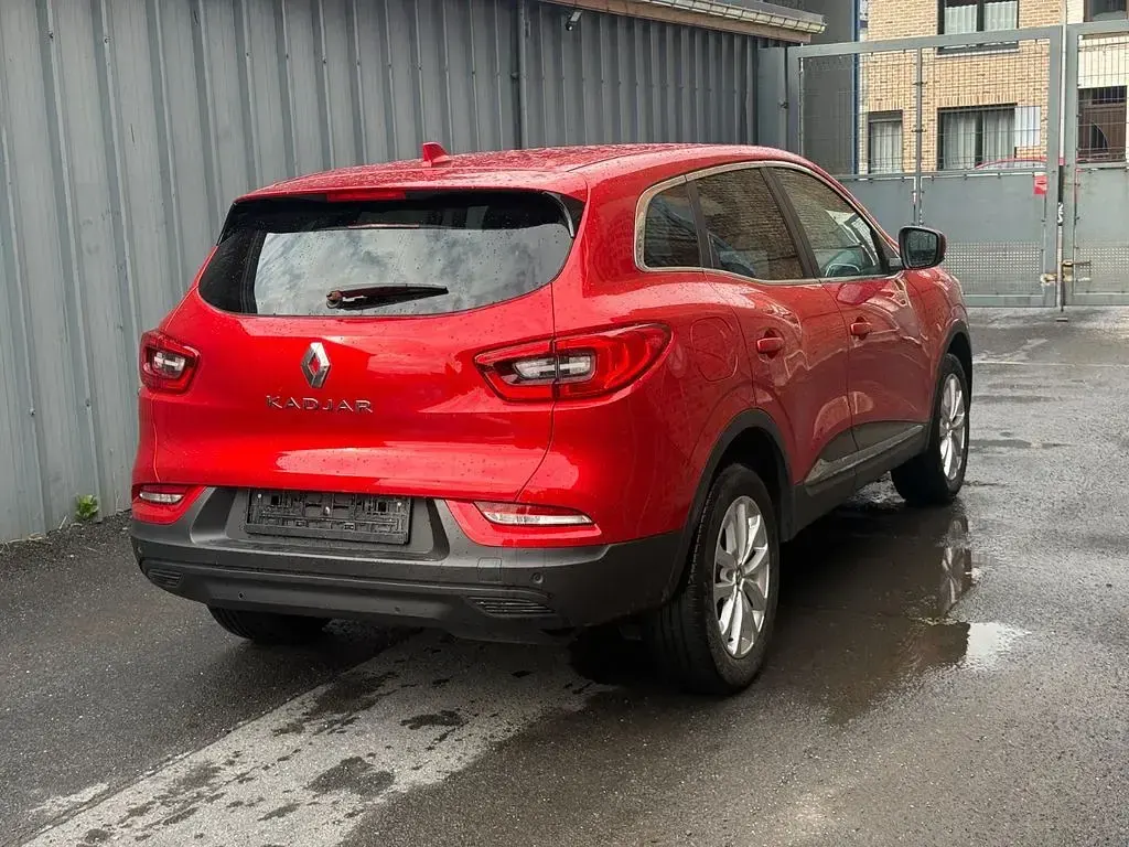 Gebraucht Renault Kadjar Intens 116 PS (85 kW) 2021 Rot SUV