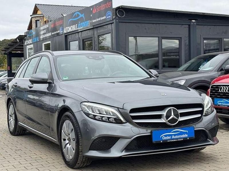 Gebraucht Mercedes C220 Advanced 194 PS (142 kW) 2021 Grau Limousine