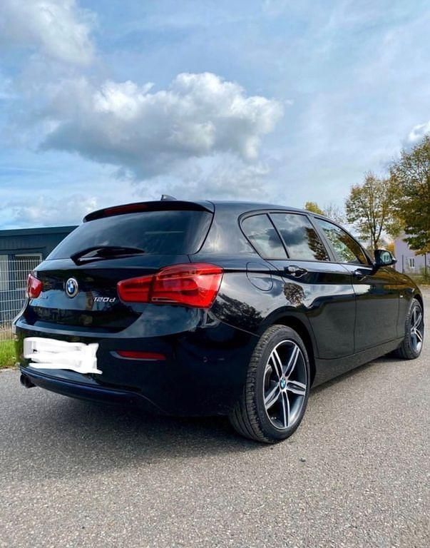 Gebraucht BMW 120 Sport Line 190 PS (139 kW) 2015 Schwarz Kleinwagen