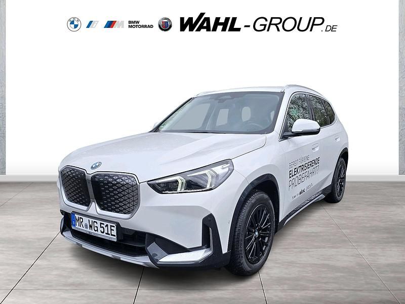 Gebraucht BMW iX1 xLine 230 kW (313 PS) 2025 Weiß SUV