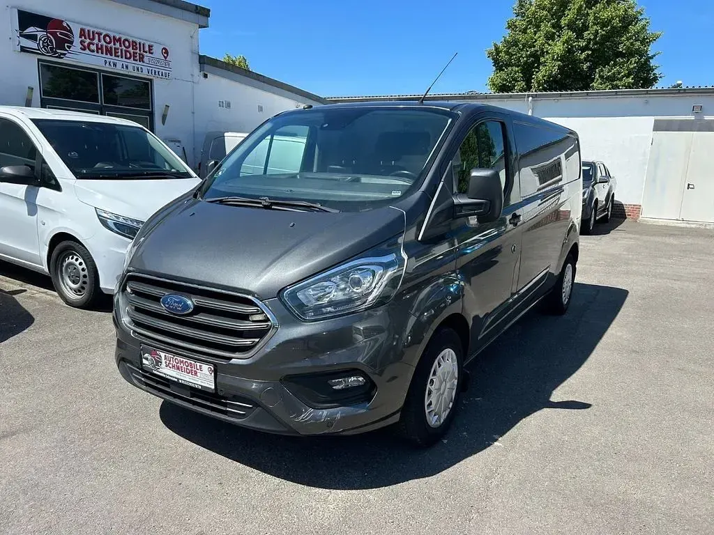 Gebraucht Ford Transit Custom Trend 170 PS (125 kW) 2018 Van / Kleinbus