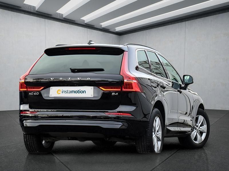 Gebraucht Volvo XC60 197 PS (144 kW) 2023 Schwarz SUV