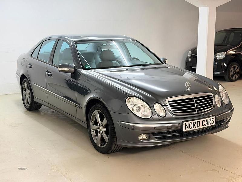 Gebraucht Mercedes E350 272 PS (200 kW) 2006 Grau Limousine