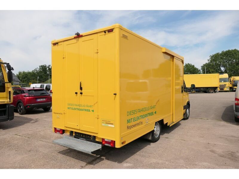 Gebraucht Iveco Daily 91 kW (125 PS) 2012 Gelb Van