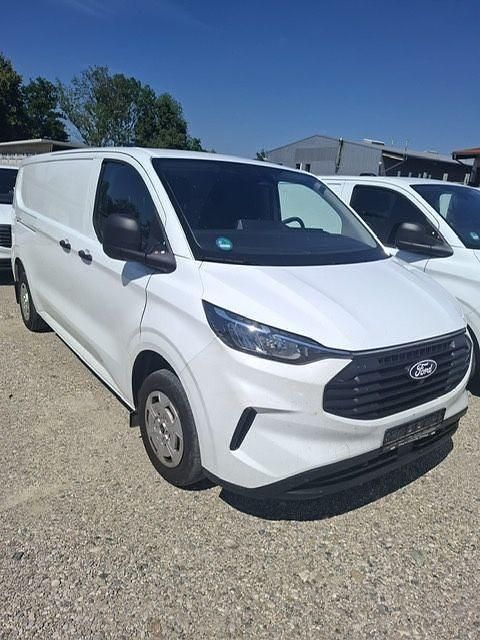 Weiß Gebraucht 2024 Ford Transit Custom Van / Kleinbus | 28.500 € (Guter Preis) - Bild 1/4