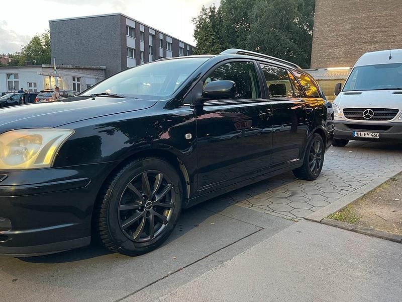 Schwarz Gebraucht 2006 Toyota Avensis Kombi | 3.500 € (Fairer Preis) - Bild 1/4