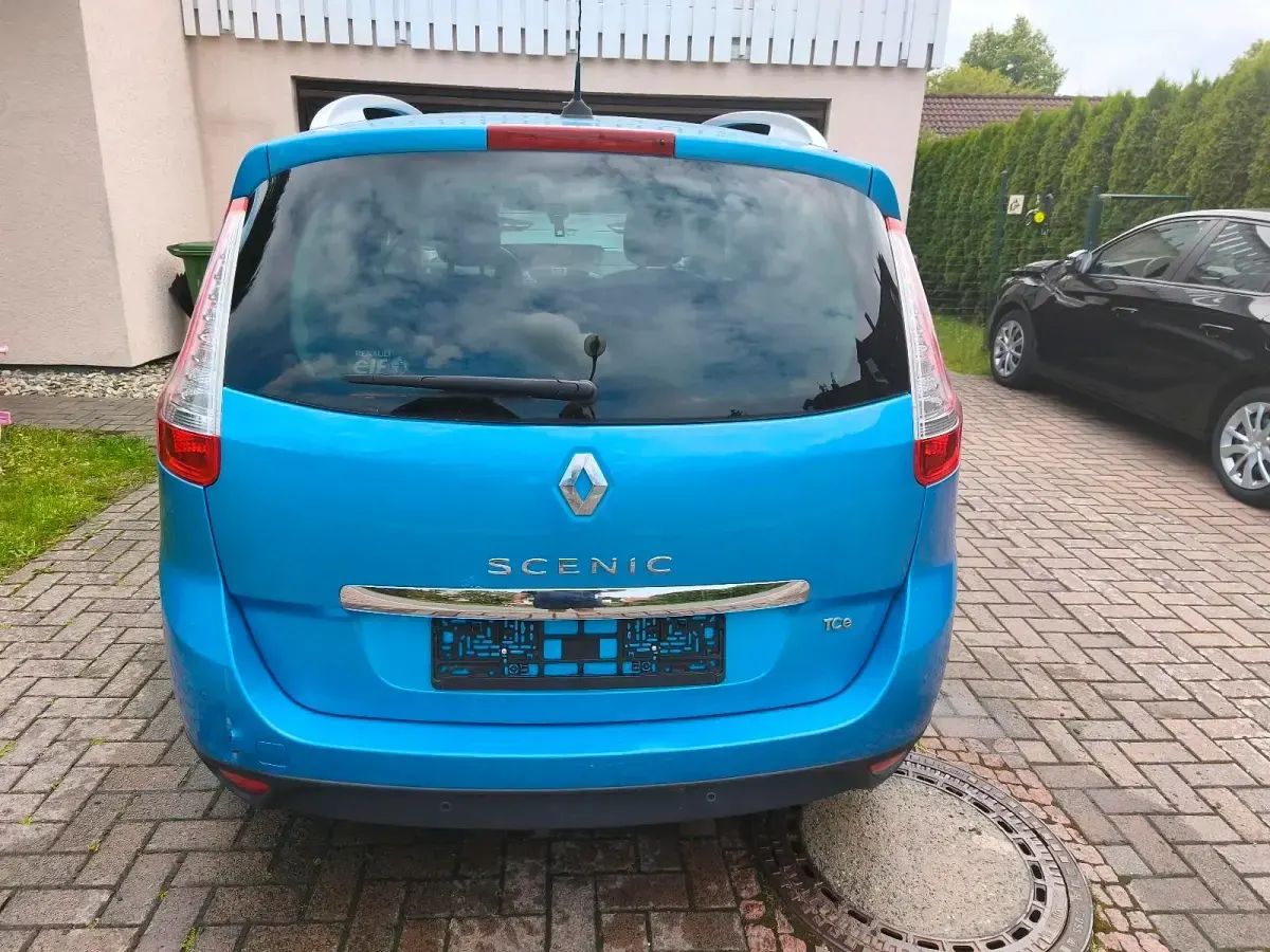 Gebraucht Renault Scénic III Bose Edition 131 PS (96 kW) 2014 Blau Van / Kleinbus