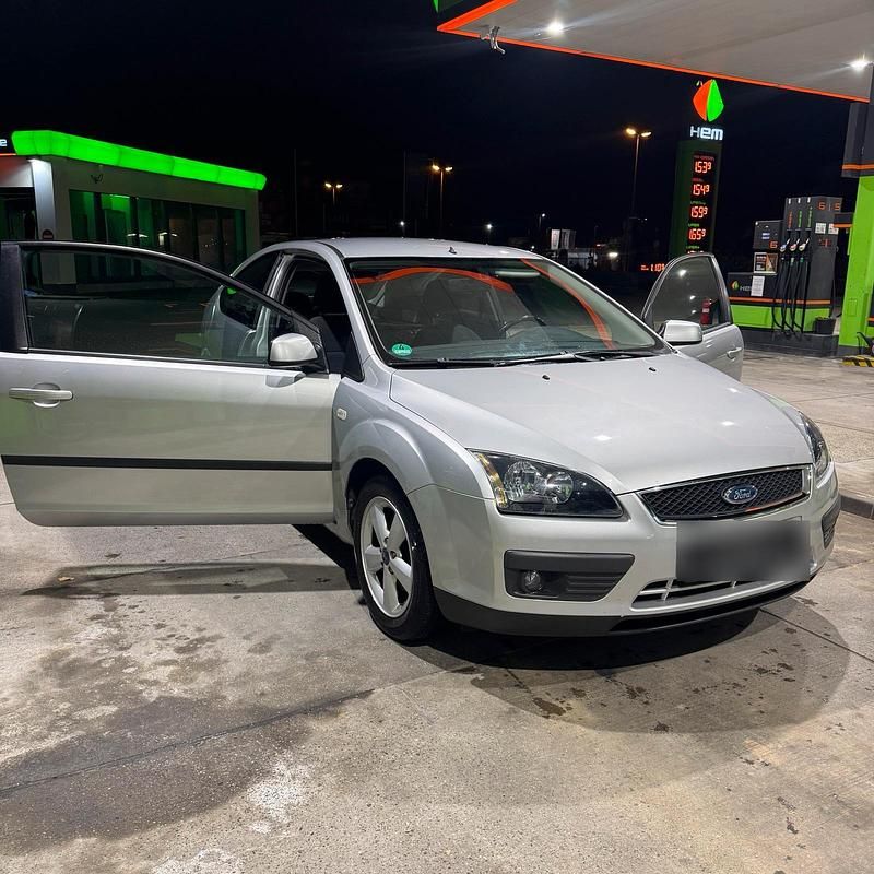 Gebraucht Ford Focus Sport 100 PS (73 kW) 2006 Coupé