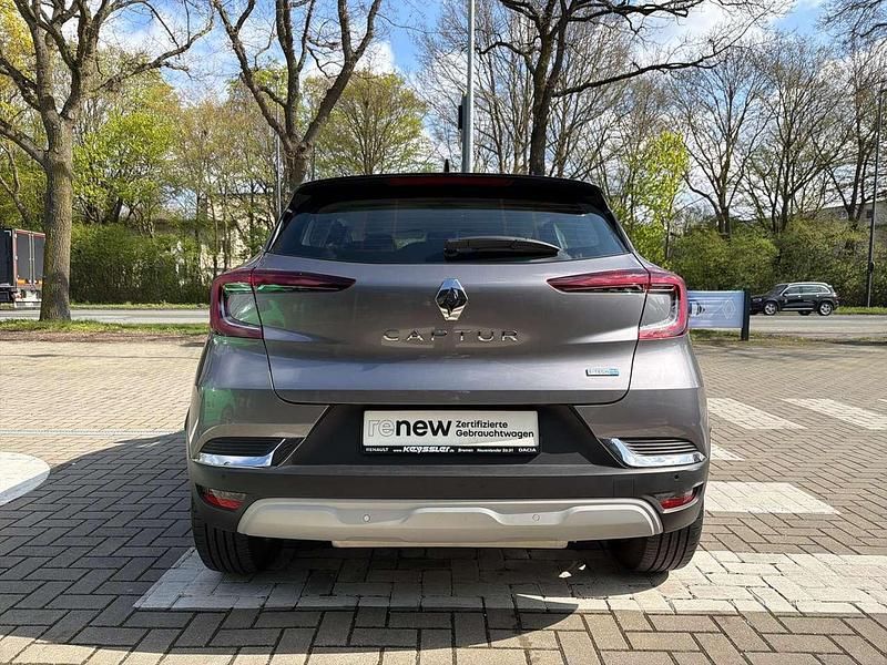 Gebraucht Renault Captur Intens 158 PS (116 kW) 2022 Stahlgrau und blackpearlsch SUV
