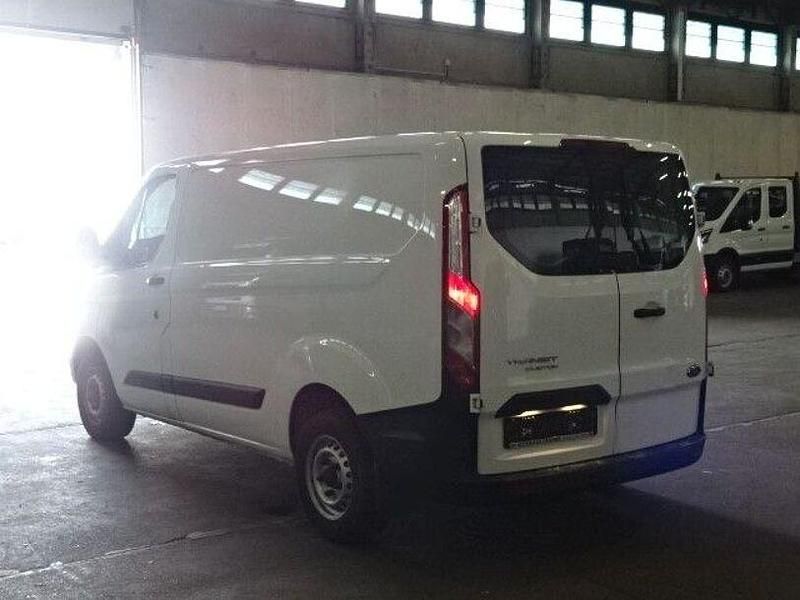 Second-hand Ford Transit Custom 104 CP (76 kW) 2017 Alb Pickup