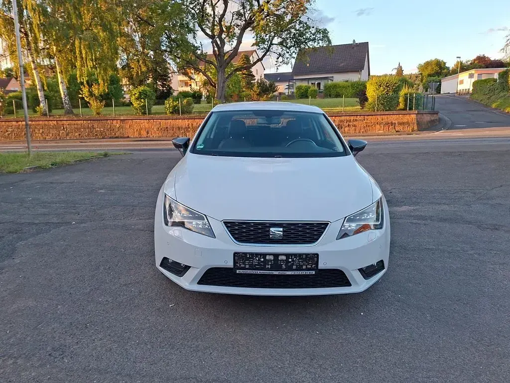Gebraucht Seat Leon SC CONNECT 110 PS (80 kW) 2016 Weiß Kleinwagen