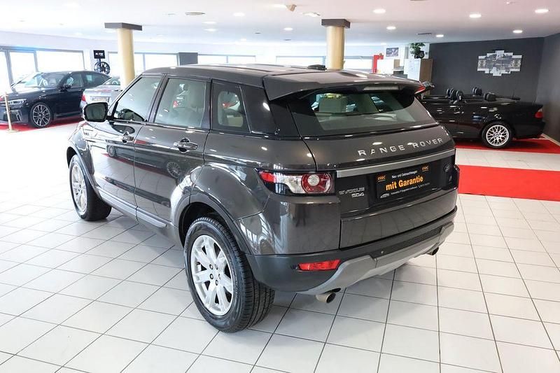Gebraucht Land Rover Range Rover evoque Pure 190 PS (139 kW) 2012 Grau SUV