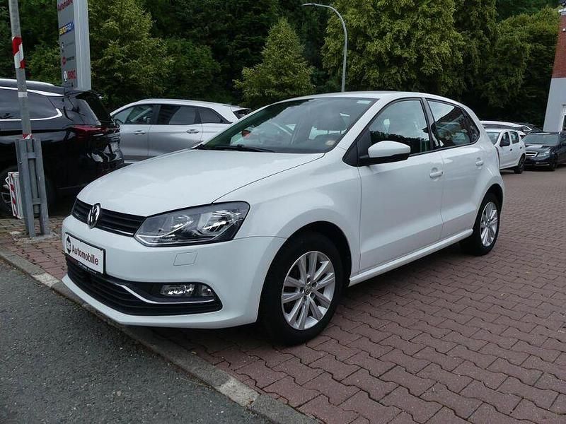 Weiß Gebraucht 2016 VW Polo Kleinwagen | 8.990 € (Fairer Preis) - Bild 1/4