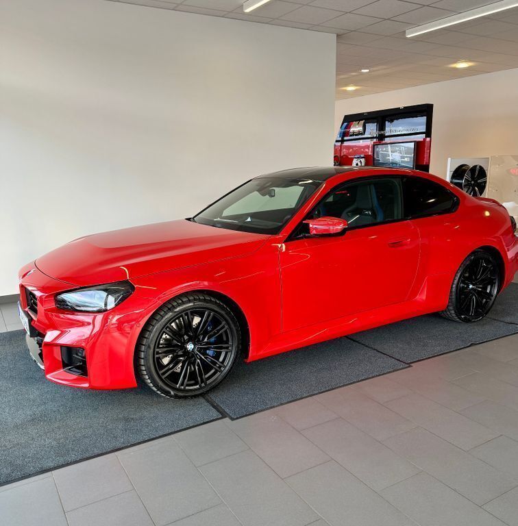 Rot Gebraucht 2025 BMW M2 M Performance Coupé | 73.500 € (Etwas zu teuer) - Bild 1/4
