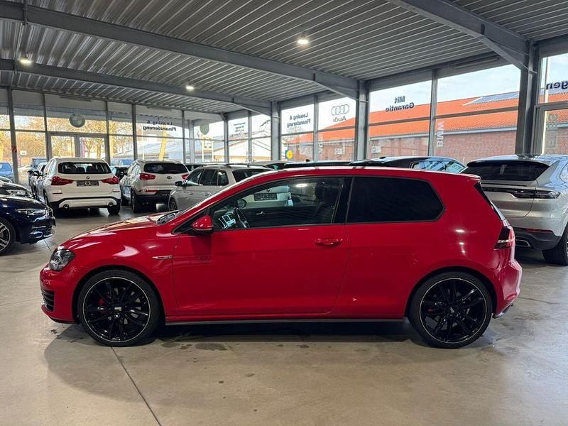 Gebraucht VW Golf VII GTI 220 PS (161 kW) 2015 Rot Limousine