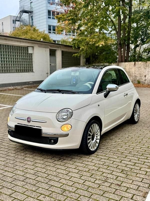 Weiß Gebraucht 2009 Fiat 500 Kleinwagen | 5.999 € (Fairer Preis) - Bild 1/4